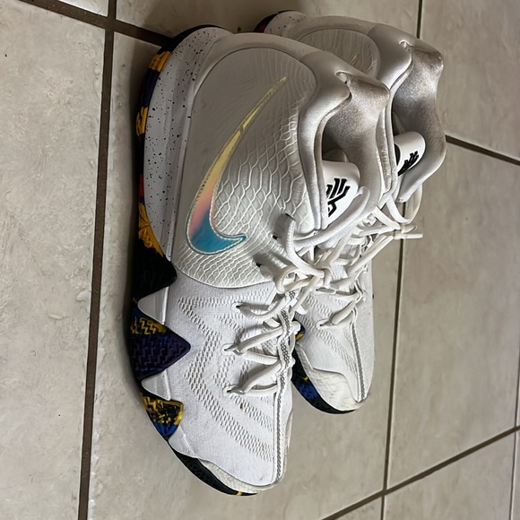 These are Kyries - Picture 2 of 7